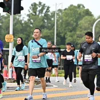 Runner Photo 2395132