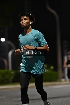 Runner Photo 2395850