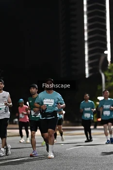 Runner Photo 2395861