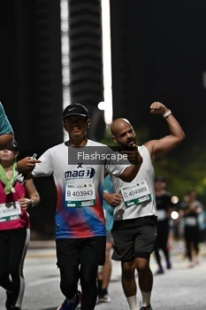 Runner Photo 2395869