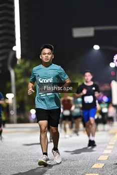 Runner Photo 2395871