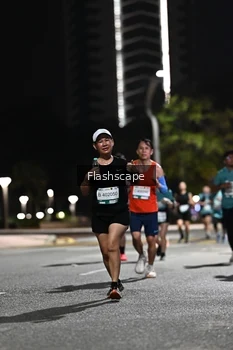 Runner Photo 2395887