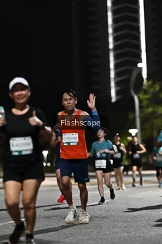 Runner Photo 2395888