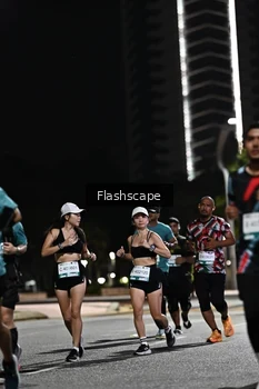 Runner Photo 2395900