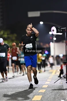 Runner Photo 2395904