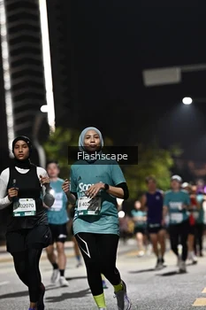 Runner Photo 2395910