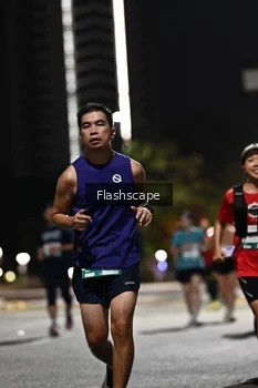 Runner Photo 2395923