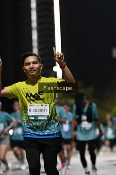Runner Photo 2395941