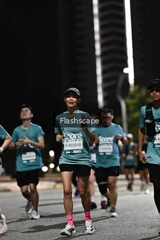 Runner Photo 2395943