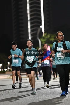 Runner Photo 2395964