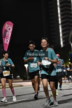 Runner Photo 2395965