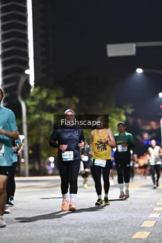 Runner Photo 2395971