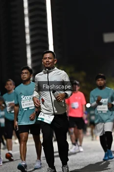 Runner Photo 2395988