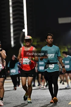 Runner Photo 2395997