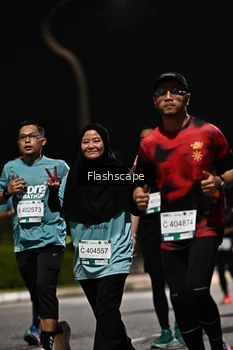 Runner Photo 2396003