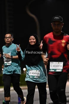 Runner Photo 2396006