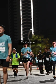 Runner Photo 2396010