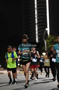 Runner Photo 2396013