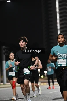 Runner Photo 2396025