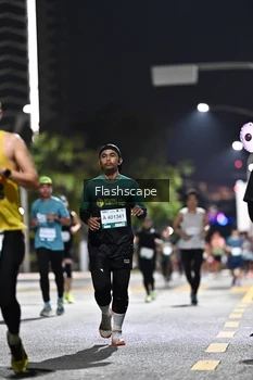 Runner Photo 2396026