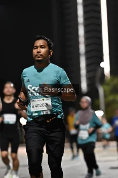 Runner Photo 2396029