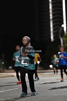 Runner Photo 2396030