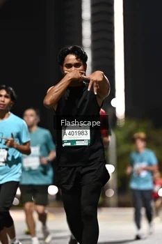Runner Photo 2396037