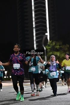 Runner Photo 2396042
