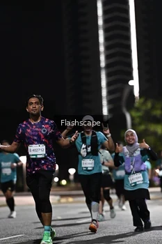 Runner Photo 2396044