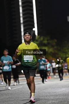 Runner Photo 2396050