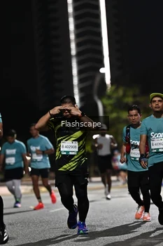 Runner Photo 2396062