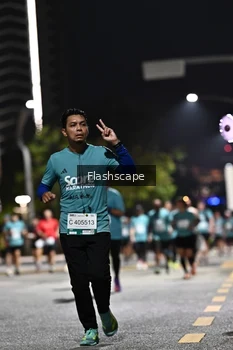 Runner Photo 2396070