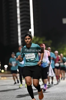 Runner Photo 2396085