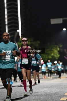 Runner Photo 2396089
