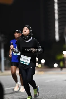 Runner Photo 2396104