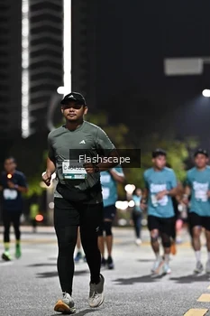 Runner Photo 2396122