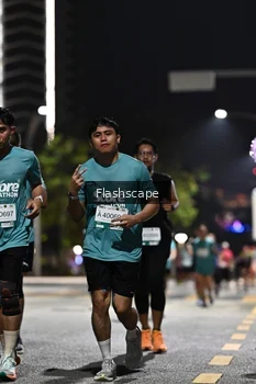 Runner Photo 2396128