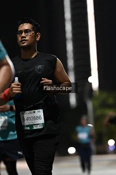 Runner Photo 2396131