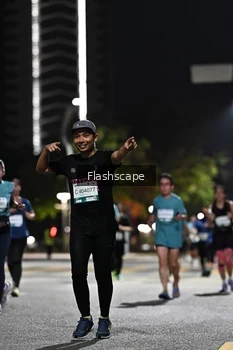 Runner Photo 2396133