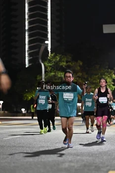 Runner Photo 2396136