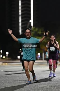 Runner Photo 2396140