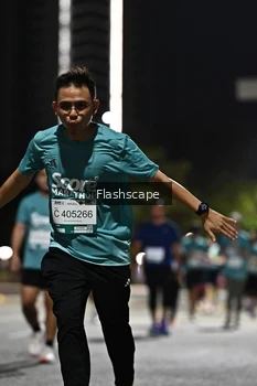 Runner Photo 2396149