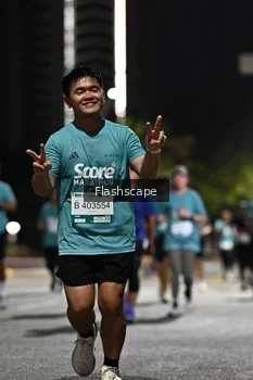 Runner Photo 2396155