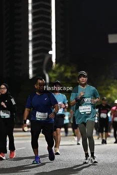 Runner Photo 2396156