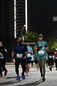 Runner Photo 2396157