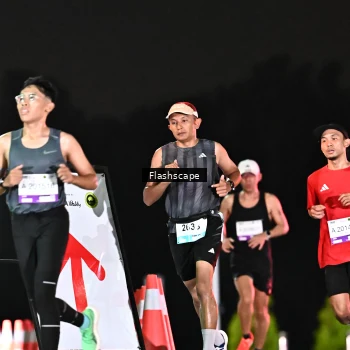 Runner Photo 2397812