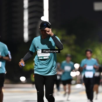 Runner Photo 2400288