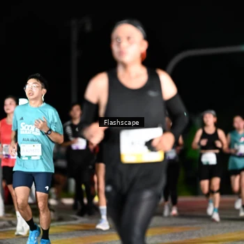Runner Photo 2409160