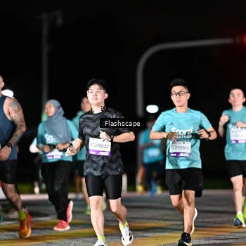 Runner Photo 2409202