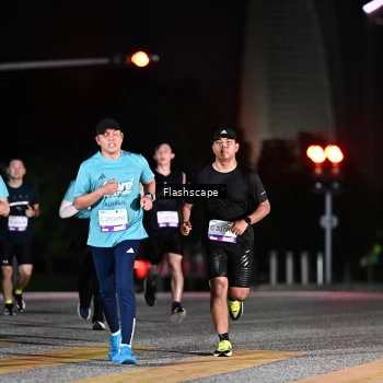 Runner Photo 2409210